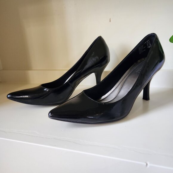 Patent Leather Black Pointed Toe 3" Heels - Picture 4 of 7